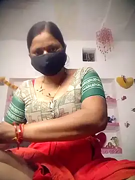 Snapshot of QRESABABY chatting on November 4, 2025, 3:38 pm QRESABABY online show from November 4, 2025, 3:38 pm