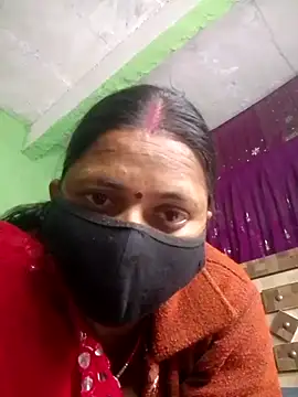 Snapshot of QRESABABY chatting on December 4, 2025, 10:25 am QRESABABY online show from December 4, 2025, 10:25 am