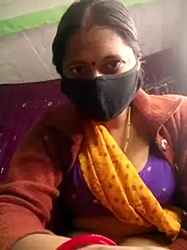 Snapshot of QRESABABY chatting on November 29, 2025, 10:54 pm QRESABABY online show from November 29, 2025, 10:54 pm