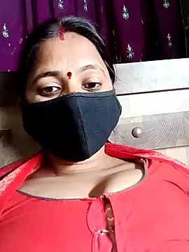 Snapshot of QRESABABY chatting on November 22, 2025, 12:15 pm QRESABABY online show from November 22, 2025, 12:15 pm