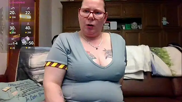 Snapshot of Kleinesluder-nrw chatting on February 28, 2026, 8:19 pm Kleinesluder-nrw online show from February 28, 2026, 8:19 pm