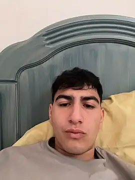 Snapshot of Gduende7 chatting on November 11, 2025, 12:33 pm Gduende7 online show from November 11, 2025, 12:33 pm