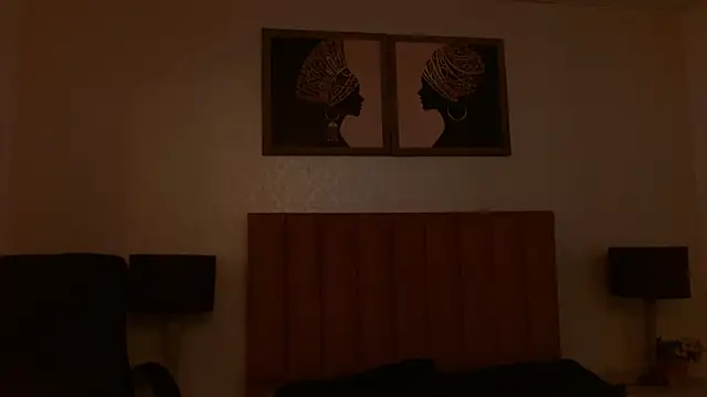 SusanWilliams  online show from December 20, 2025, 11:02 am