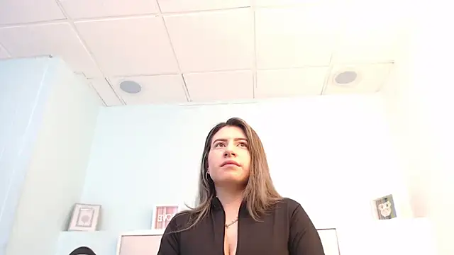 SusanWilliams  online show from February 7, 2026, 11:07 am