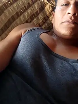 Snapshot of Vegueta79 chatting on May 6, 2026, 9:08 pm Vegueta79 online show from May 6, 2026, 9:08 pm