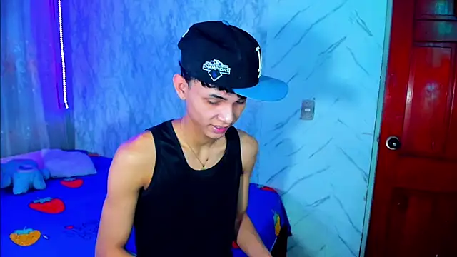 Snapshot of boyswantingplay chatting on February 19, 2026, 1:02 am boyswantingplay online show from February 19, 2026, 1:02 am