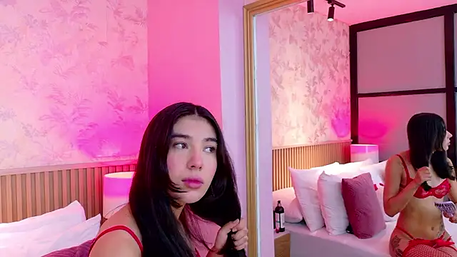 AdelineJhones online show from January 9, 2026, 3:08 pm