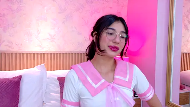 AdelineJhones online show from November 26, 2025, 3:01 pm