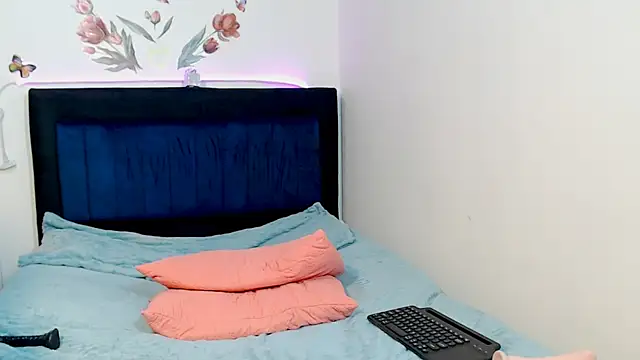 BRYXS1 online show from April 7, 2026, 2:46 am