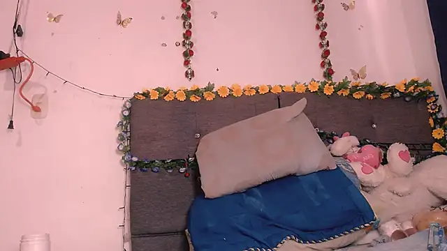 Soraya hott online show from April 8, 2026, 12:06 pm