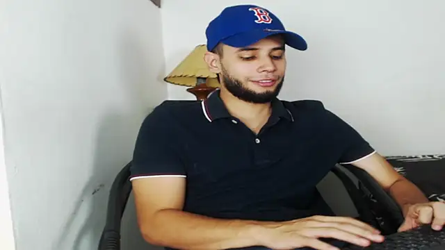 Snapshot of Maxcole_07 chatting on November 2, 2025, 8:47 pm Maxcole 07 online show from November 2, 2025, 8:47 pm