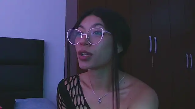 LissyM online show from December 3, 2025, 2:16 pm