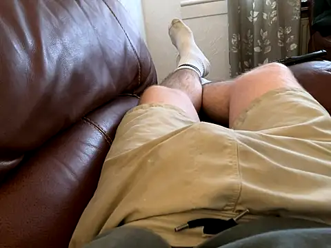 Snapshot of irnbru77 chatting on December 4, 2025, 2:38 pm irnbru77 online show from December 4, 2025, 2:38 pm