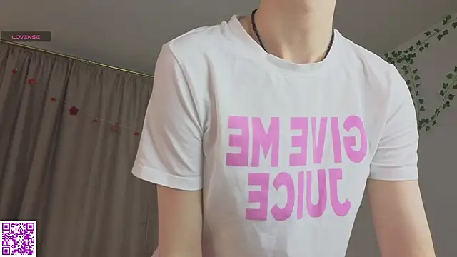 KissyCloud online show from November 1, 2025, 8:41 am