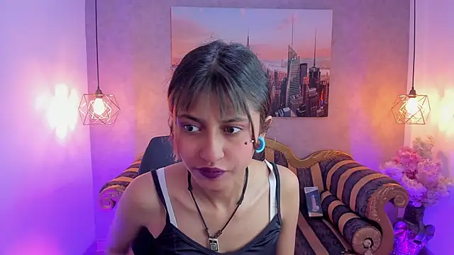 Noa clk online show from November 5, 2025, 4:04 am