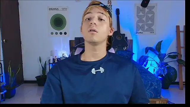 Habel  moretti online show from February 8, 2026, 6:27 pm