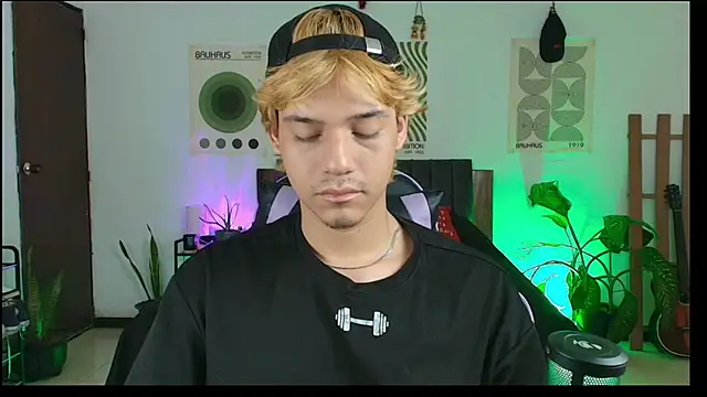 Habel  moretti online show from February 19, 2026, 6:38 pm