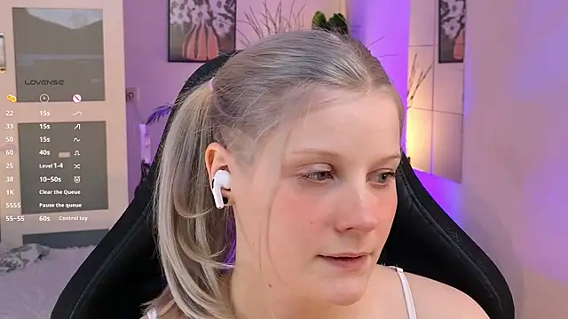 Snapshot of ShineJoan chatting on November 21, 2025, 9:47 pm ShineJoan online show from November 21, 2025, 9:47 pm