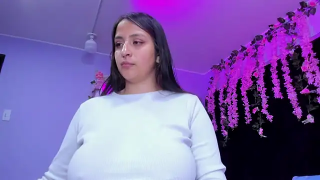 Gabyy Cooper  online show from March 3, 2026, 3:13 am