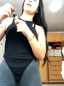 MAVI EC online show from November 5, 2025, 11:46 am