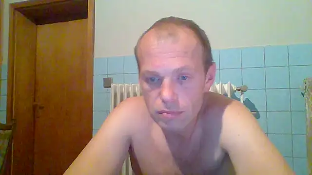 tommy3300 online show from October 24, 2025, 5:28 am