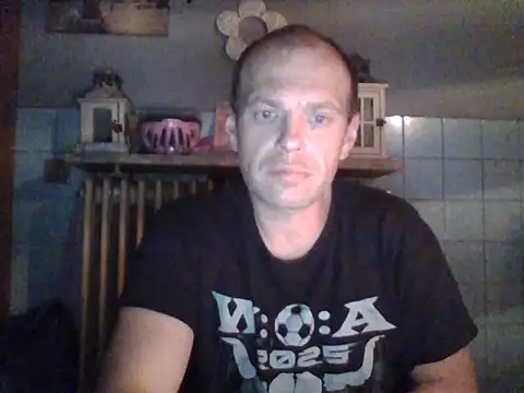 tommy3300 online show from October 22, 2025, 3:50 am