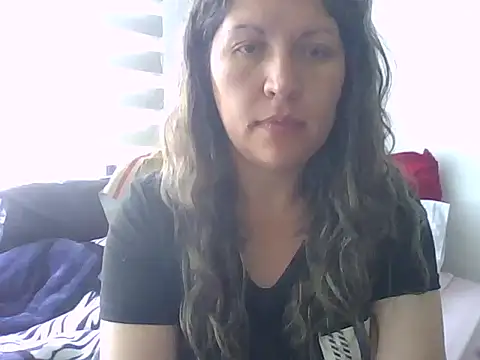 loresexylove online show from November 10, 2025, 2:33 pm