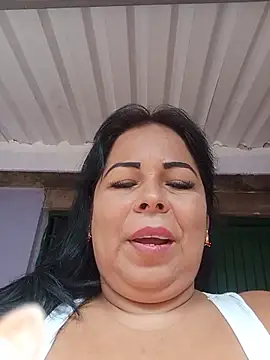 Snapshot of mother2-divorced chatting on June 4, 2026, 2:00 pm mother2-divorced online show from June 4, 2026, 2:00 pm