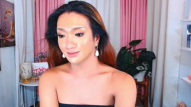 DianaFierce online show from November 23, 2025, 6:12 am