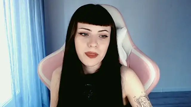 Snapshot of astra_rift chatting on May 3, 2026, 4:32 pm astra rift online show from May 3, 2026, 4:32 pm