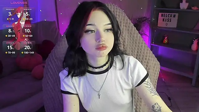 Emma Kirks online show from May 21, 2026, 12:57 pm
