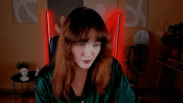 CiriceFreeman online show from October 27, 2025, 8:59 am