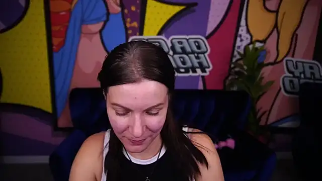 Snapshot of SofieMoons chatting on November 5, 2025, 1:47 pm SofieMoons online show from November 5, 2025, 1:47 pm