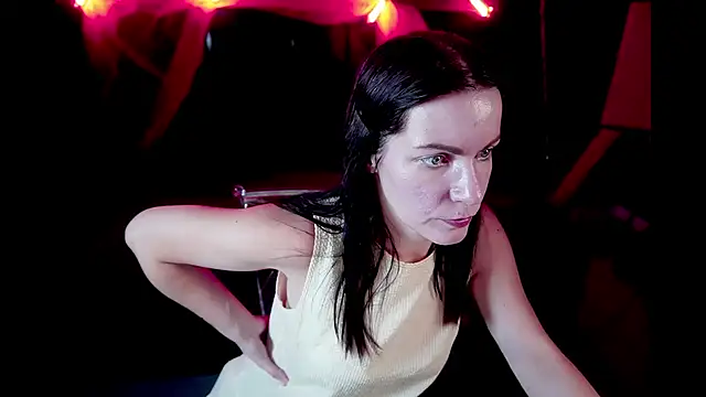 Snapshot of SofieMoons chatting on November 11, 2025, 2:12 pm SofieMoons online show from November 11, 2025, 2:12 pm