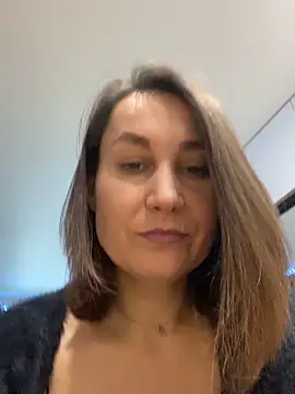 AliceLili online show from October 23, 2025, 8:57 am
