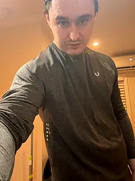 Snapshot of andrenoma427 chatting on October 24, 2025, 2:43 am andrenoma427 online show from October 24, 2025, 2:43 am