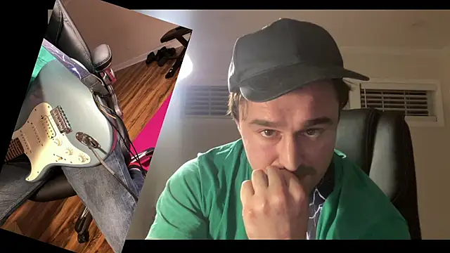 Snapshot of andrenoma427 chatting on November 6, 2025, 1:31 am andrenoma427 online show from November 6, 2025, 1:31 am