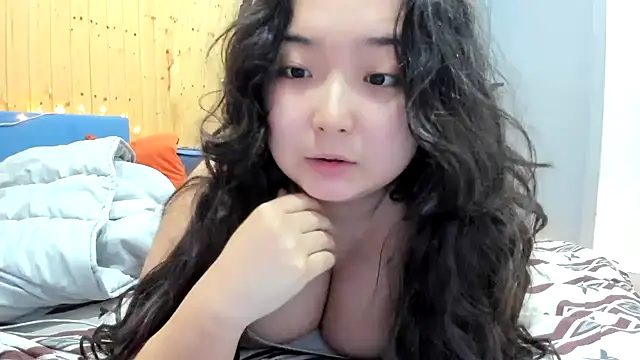 miomyao online show from December 23, 2025, 5:18 am