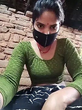 Snapshot of Shreya-750 chatting on November 24, 2025, 1:49 am Shreya-750 online show from November 24, 2025, 1:49 am