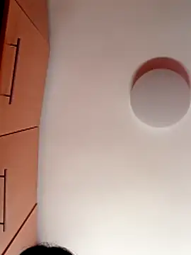 Snapshot of cotoncandyy chatting on November 17, 2025, 2:43 pm cotoncandyy online show from November 17, 2025, 2:43 pm