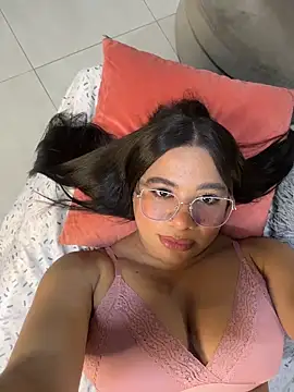 Snapshot of MelissaHex chatting on November 28, 2025, 11:05 pm MelissaHex online show from November 28, 2025, 11:05 pm