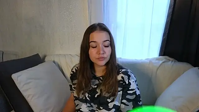 Snapshot of Biancka_ chatting on November 25, 2025, 6:03 am Biancka online show from November 25, 2025, 6:03 am