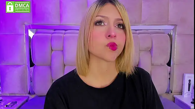 Snapshot of daniiela_beteche777 chatting on February 8, 2026, 7:00 pm daniiela beteche777 online show from February 8, 2026, 7:00 pm