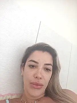 Snapshot of DESIRIE0609 chatting on October 25, 2025, 5:13 pm DESIRIE0609 online show from October 25, 2025, 5:13 pm