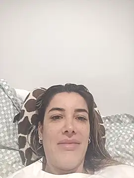 Snapshot of DESIRIE0609 chatting on October 23, 2025, 12:42 am DESIRIE0609 online show from October 23, 2025, 12:42 am