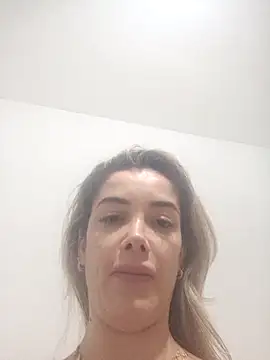 Snapshot of DESIRIE0609 chatting on October 24, 2025, 1:37 am DESIRIE0609 online show from October 24, 2025, 1:37 am