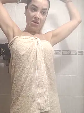 Snapshot of DESIRIE0609 chatting on November 14, 2025, 1:15 pm DESIRIE0609 online show from November 14, 2025, 1:15 pm