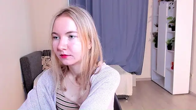 Snapshot of CathyHeximer chatting on November 6, 2025, 7:23 am CathyHeximer online show from November 6, 2025, 7:23 am