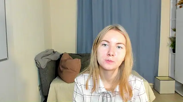 Snapshot of CathyHeximer chatting on November 14, 2025, 7:23 am CathyHeximer online show from November 14, 2025, 7:23 am