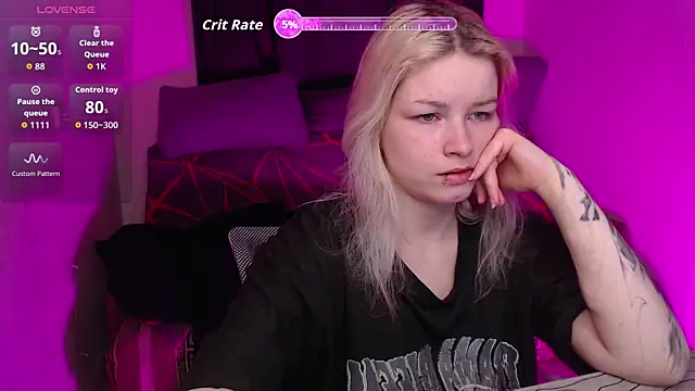 CherryNight6 online show from May 15, 2026, 9:24 pm